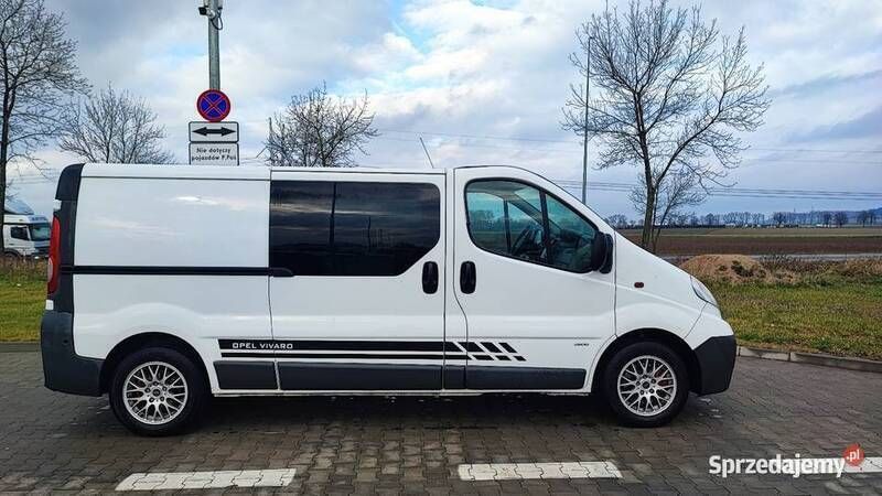 Biały Używany 2011 Opel Vivaro Van | 26 900 zł (Uczciwa cena) - Obraz 1/4