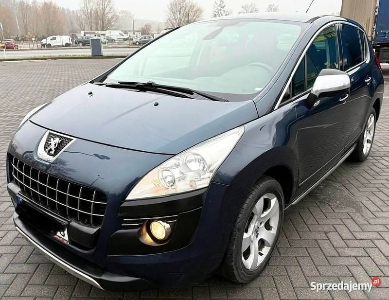 Używany Peugeot 3008 2012 Granatowy Kombi