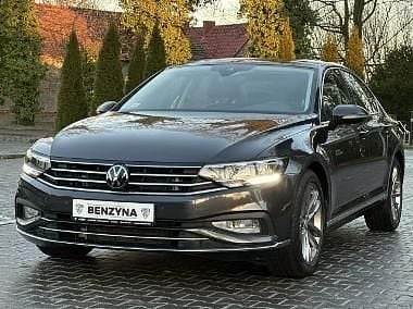 Używany VW Passat 272 KM (200 kW) 2019 Szary Sedan/Limuzyna