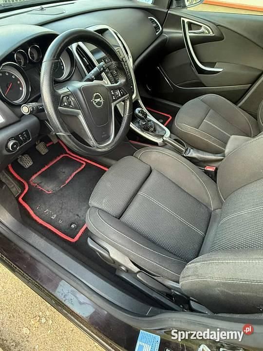 Używany Opel Astra 2012
