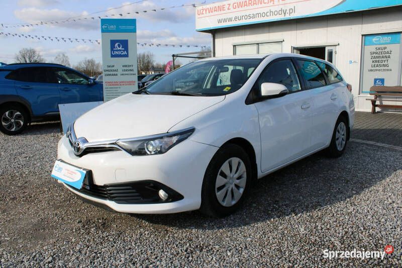 Biały Używany 2018 Toyota Auris Sedan/Limuzyna | 45 900 zł (Uczciwa cena) - Obraz 1/4