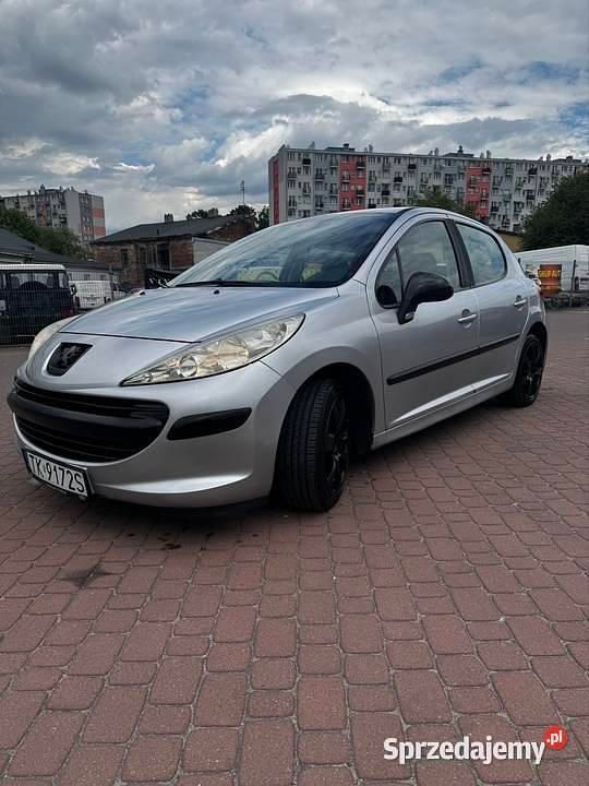 Srebrny Używany 2006 Peugeot 207 Hatchback | 7000 zł (Uczciwa cena) - Obraz 1/4