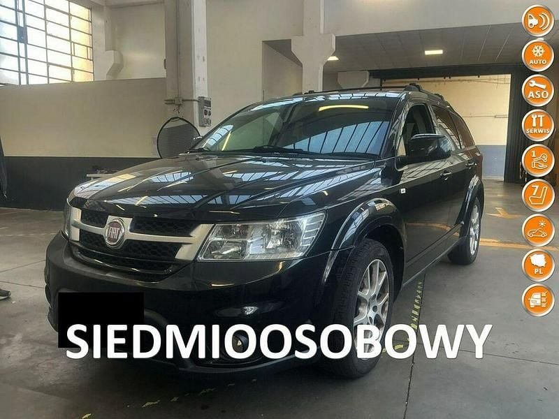 Czarny Używany 2012 Fiat Freemont SUV | 32 999 zł (Uczciwa cena) - Obraz 1/4