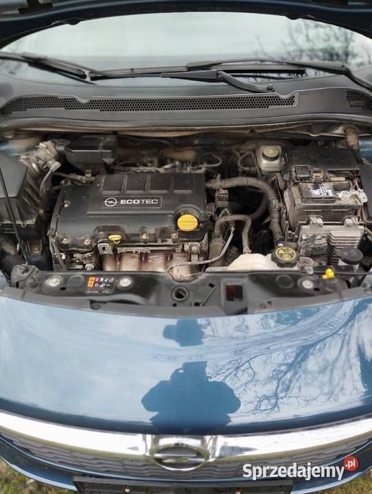 Używany Opel Corsa 2016 Granatowy Hatchback