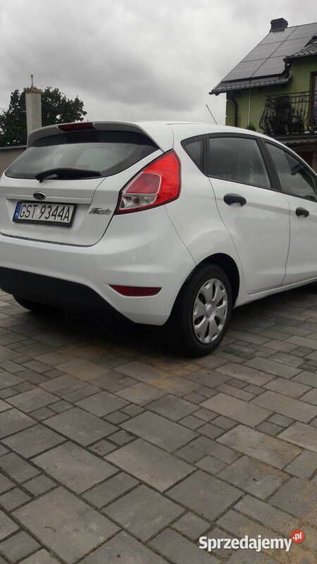 Używany Ford Fiesta 75 KM (55 kW) 2014 Hatchback