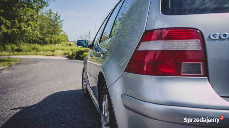 Używany VW Golf IV 75 KM (55 kW) 2003 Szary Sedan/Limuzyna