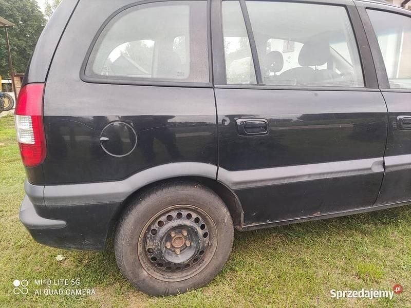 Używany Opel Zafira 2003 Minivan