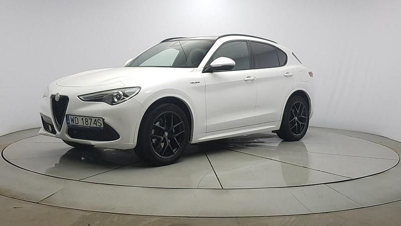Używany Alfa Romeo Stelvio Veloce 280 KM (205 kW) 2021 Biały SUV