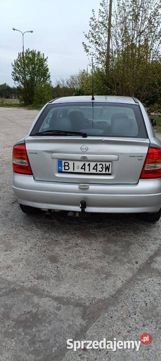 Srebrny Używany 1998 Opel Astra Sedan/Limuzyna | 4900 zł (Drogi) - Obraz 1/4