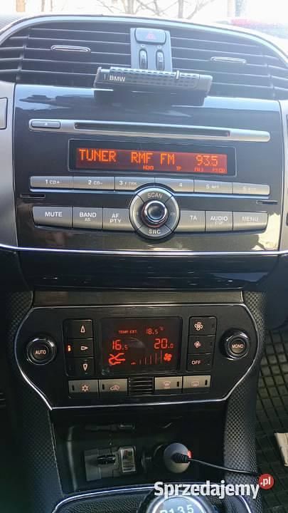 Biały Używany 2010 Fiat Bravo Hatchback | 17 899 zł (Dość drogi) - Obraz 1/4