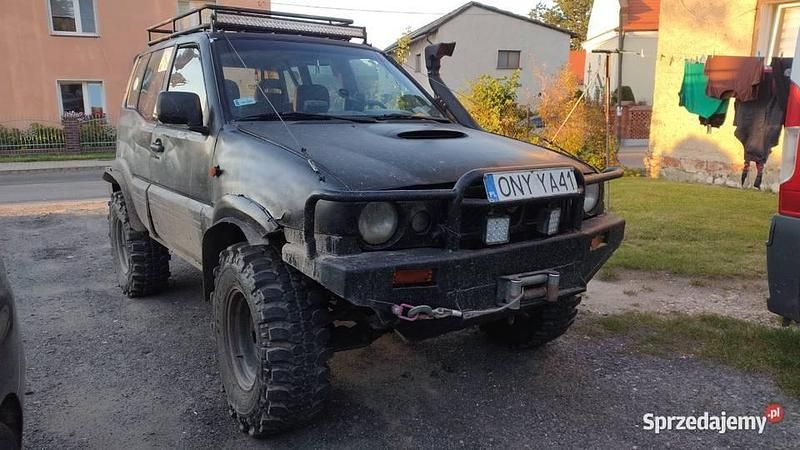 Używany 1994 Nissan Terrano SUV | 9999 zł - Obraz 1/4