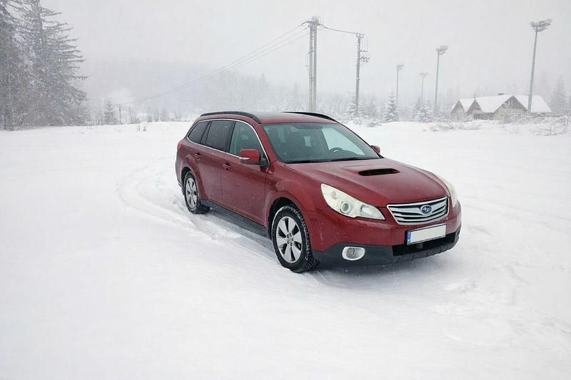 Używany Subaru Outback Active 2010 Czerwony SUV