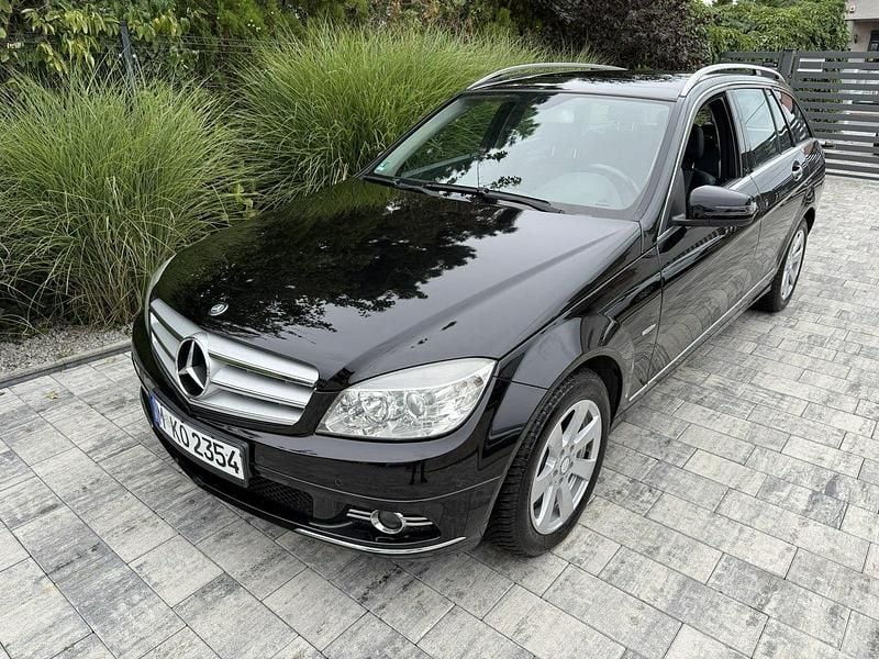Czarny Używany 2009 Mercedes C180 Kombi | 29 990 zł (Dobra cena) - Obraz 1/4
