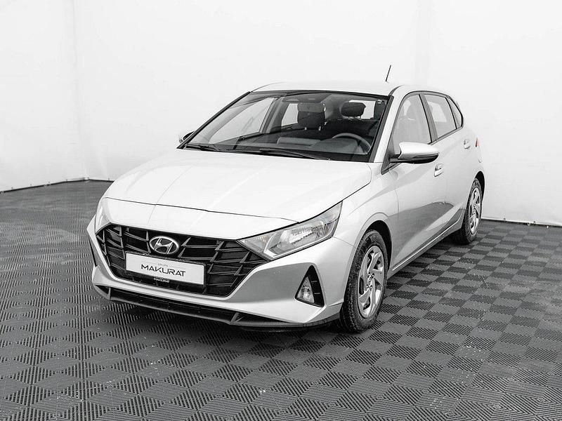 Używany Hyundai i20 84 KM (61 kW) 2022 Srebrny (metalik) Hatchback