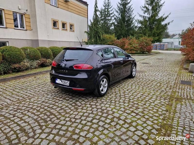 Używany Seat Leon 2010 Czarny Hatchback