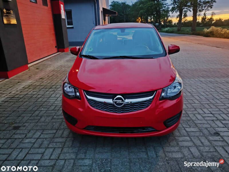 Czerwony Używany 2016 Opel Karl Cosmo Hatchback | 19 900 zł (Uczciwa cena) - Obraz 1/4