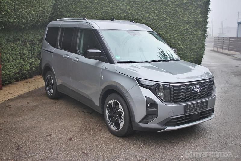 Używany Ford Tourneo 125 KM (91 kW) 2024 Szary