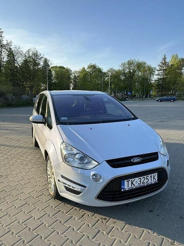 Biały Używany 2013 Ford S-MAX Titanium Minivan | 30 500 zł (Uczciwa cena) - Obraz 1/4