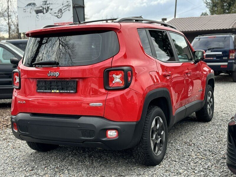 Używany Jeep Renegade 140 KM (102 kW) 2016 Czerwony SUV