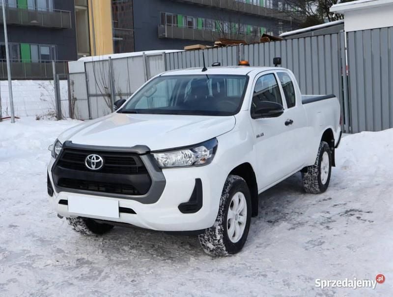 Używany Toyota HiLux 150 KM (110 kW) 2023 Biały Pickup
