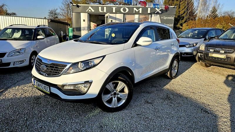 Używany Kia Sportage 177 KM (130 kW) 2011 Biały SUV