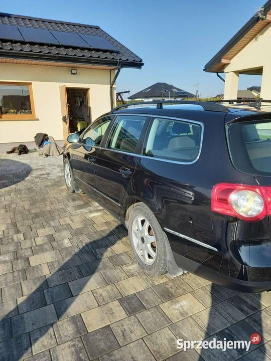 Czarny Używany 2006 VW Passat Kombi | 10 000 zł (Uczciwa cena) - Obraz 1/4