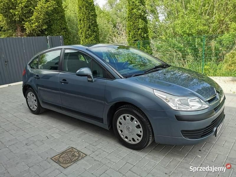 Używany Citroën C4 109 KM (80 kW) 2005 Szary Sedan/Limuzyna