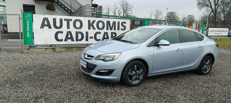 Niebieski Używany 2018 Opel Astra Sedan/Limuzyna | 38 900 zł (Uczciwa cena) - Obraz 1/4