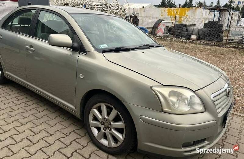 Srebrny Używany 2006 Toyota Avensis Sol Sedan/Limuzyna | 11 900 zł (Uczciwa cena) - Obraz 1/4