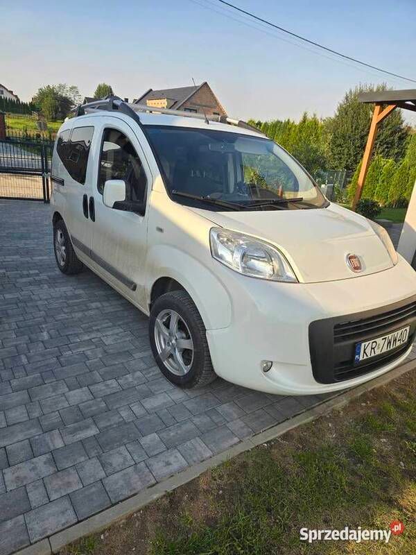Używany 2014 Fiat Qubo Trekking Minivan | 24 500 zł - Obraz 1/4