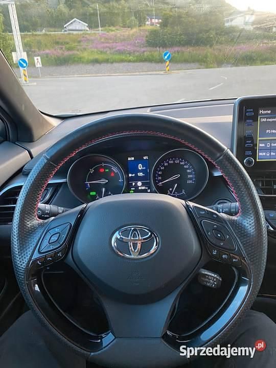 Szary Używany 2021 Toyota C-HR Sport SUV | 68 700 zł - Obraz 1/4