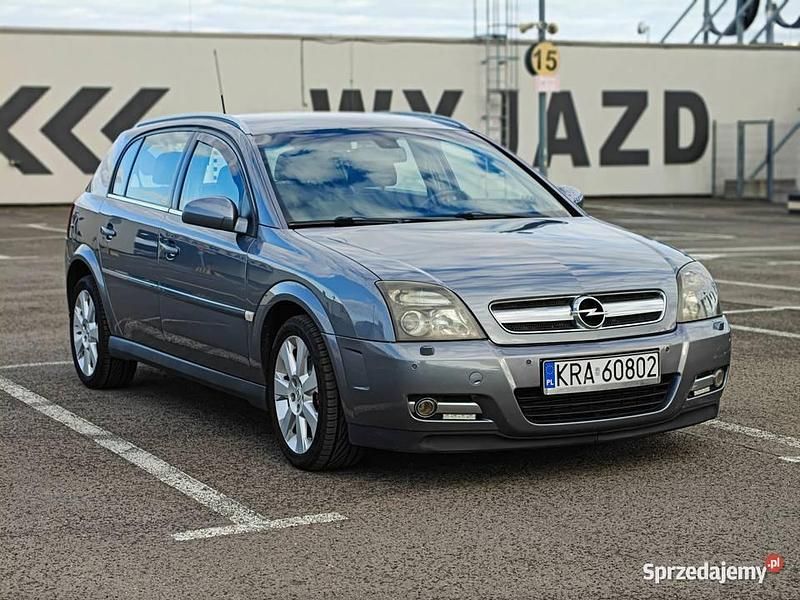 Używany 2005 Opel Signum Kombi | 10 000 zł - Obraz 1/4