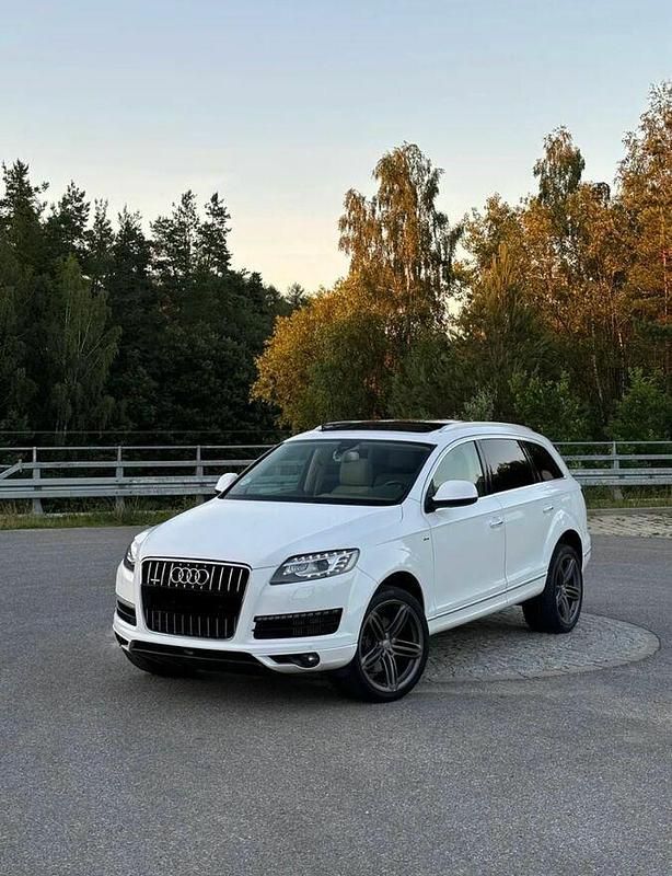 Biały Używany 2011 Audi Q7 SUV | 65 000 zł (Uczciwa cena) - Obraz 1/4