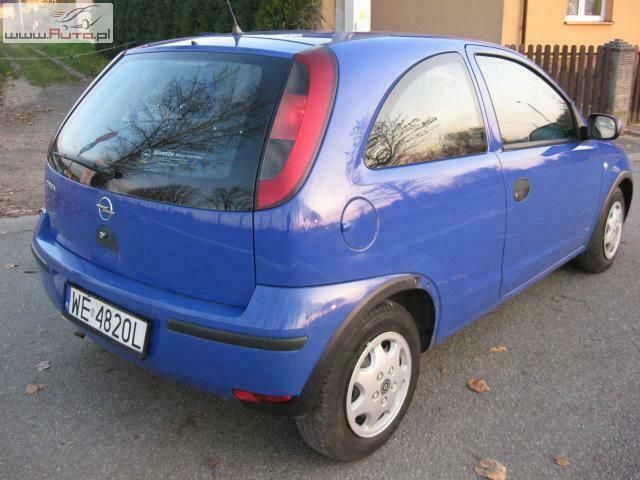 Używany Opel Corsa 60 KM (44 kW) 2005 Niebieski Hatchback
