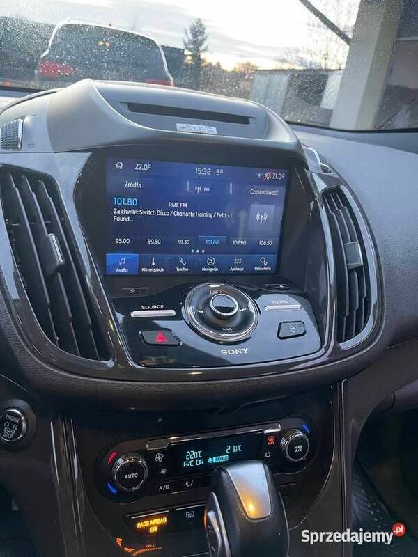 Szary Używany 2016 Ford Escape SUV | 60 000 zł - Obraz 1/3