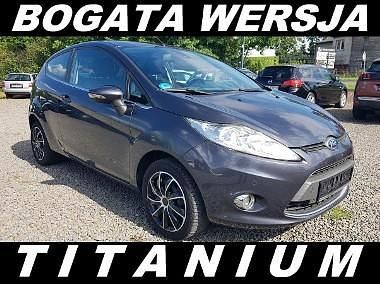 Szary Używany 2009 Ford Fiesta Titanium Hatchback | 14 900 zł (Uczciwa cena) - Obraz 1/4