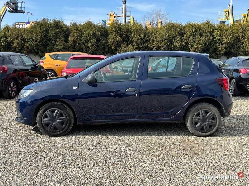 Granatowy Używany 2017 Dacia Sandero Hatchback | 10 990 zł (Super Cena) - Obraz 1/4