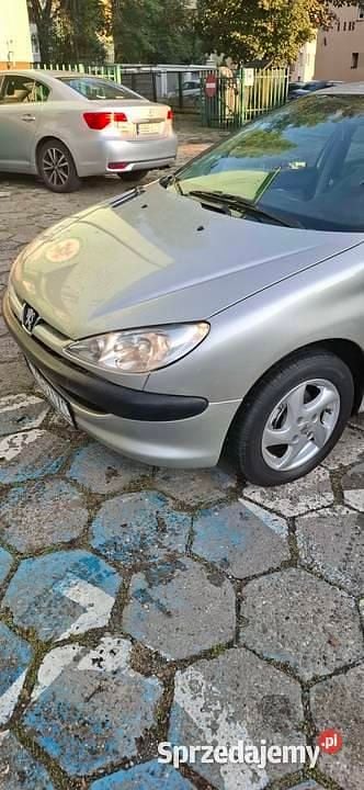 Srebrny Używany 2005 Peugeot 206 Hatchback | 3500 zł (Uczciwa cena) - Obraz 1/4