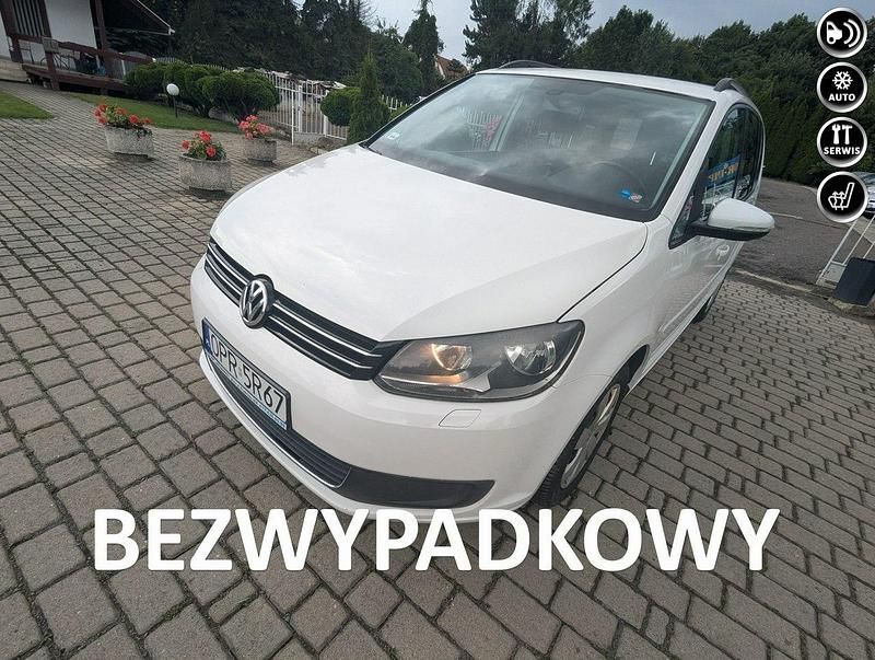 Biały Używany 2010 VW Touran Minivan | 24 900 zł (Uczciwa cena) - Obraz 1/4
