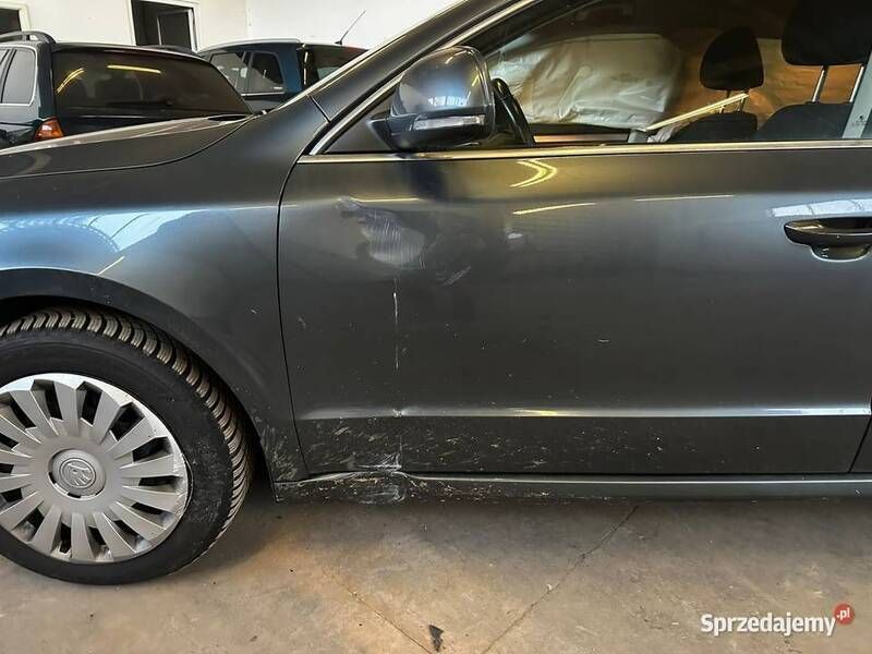 Używany 2014 Skoda Superb | 26 000 zł (Super Cena) - Obraz 1/4