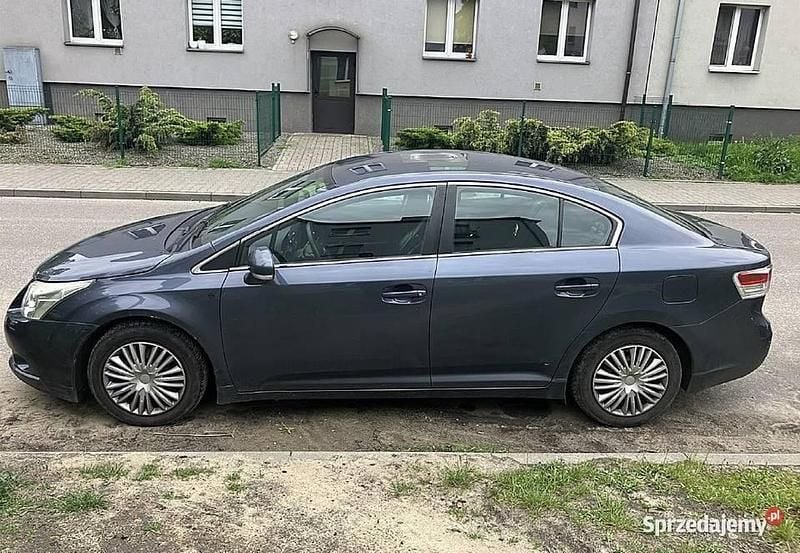 Czarny Używany 2009 Toyota Avensis Sedan/Limuzyna | 3840 zł (Dobra cena) - Obraz 1/4