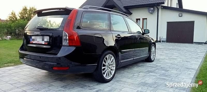 Czarny Używany 2008 Volvo V50 Kombi | 13 800 zł (Uczciwa cena) - Obraz 1/4