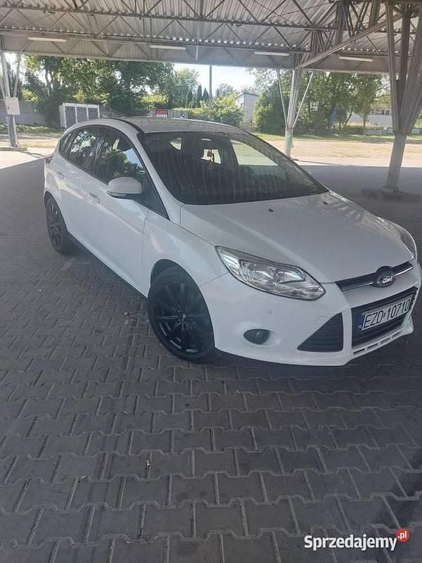 Używany 2013 Ford Focus Hatchback | 25 499 zł (Uczciwa cena) - Obraz 1/4