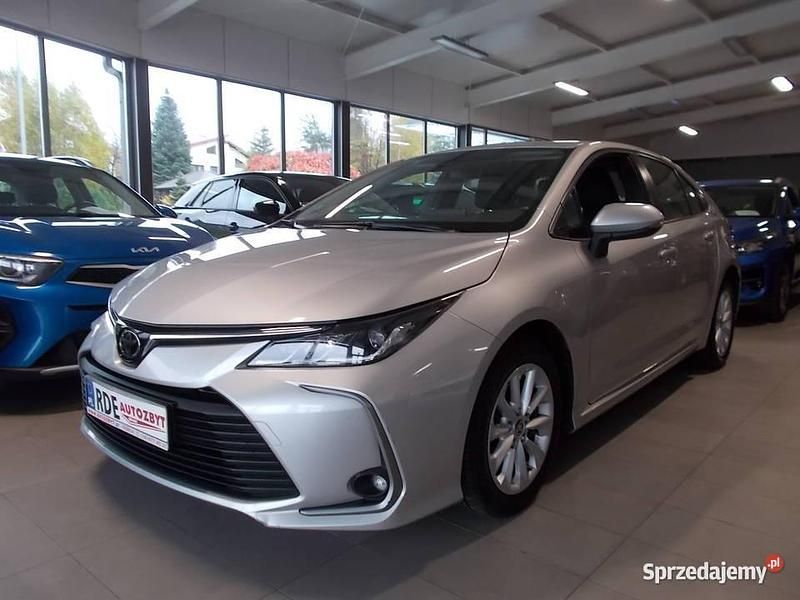 Srebrny Używany 2020 Toyota Corolla Sedan/Limuzyna | 69 500 zł (Dość drogi) - Obraz 1/4