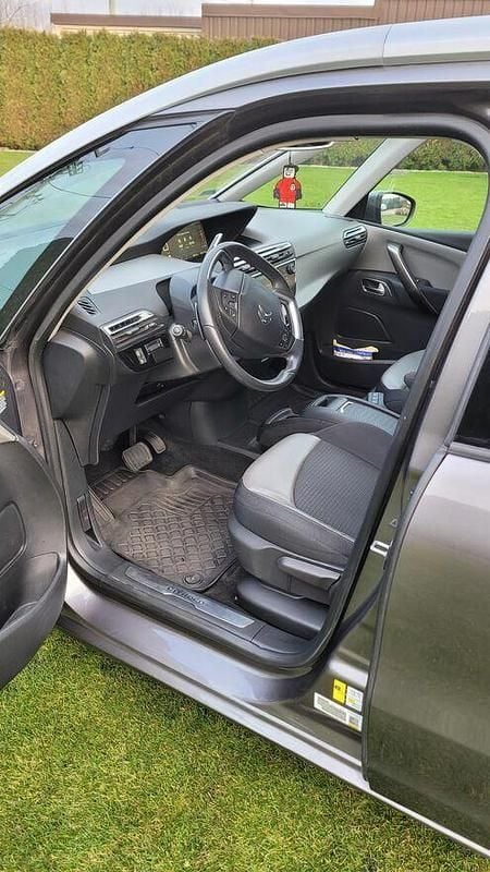 Używany Citroën Grand C4 Picasso 2017 Szary Minivan