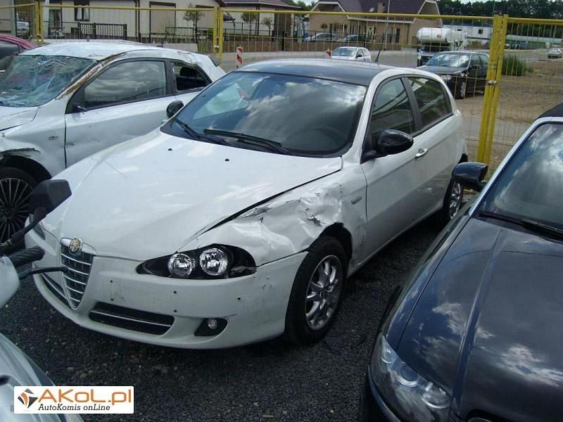 Biały (metalik) Używany 2008 Alfa Romeo 147 Hatchback | 22 623 zł - Obraz 1/1