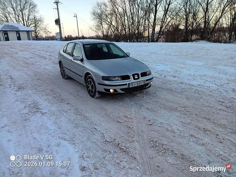 Srebrny Używany 2002 Seat Toledo Sedan/Limuzyna | 4900 zł (Uczciwa cena) - Obraz 1/4