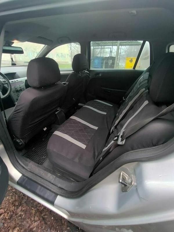 Inny kolor Używany 2009 Opel Astra Kombi | 2100 zł (Super Cena) - Obraz 1/4