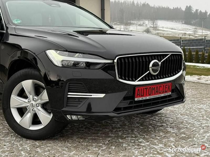 Używany Volvo XC60 197 KM (144 kW) 2022 Czarny SUV