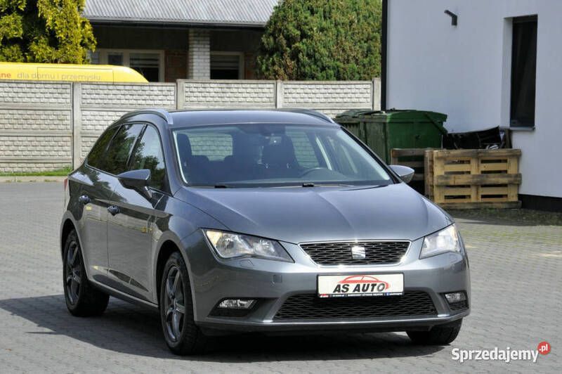 Szary Używany 2016 Seat Leon ST Style Kombi | 38 900 zł (Uczciwa cena) - Obraz 1/4